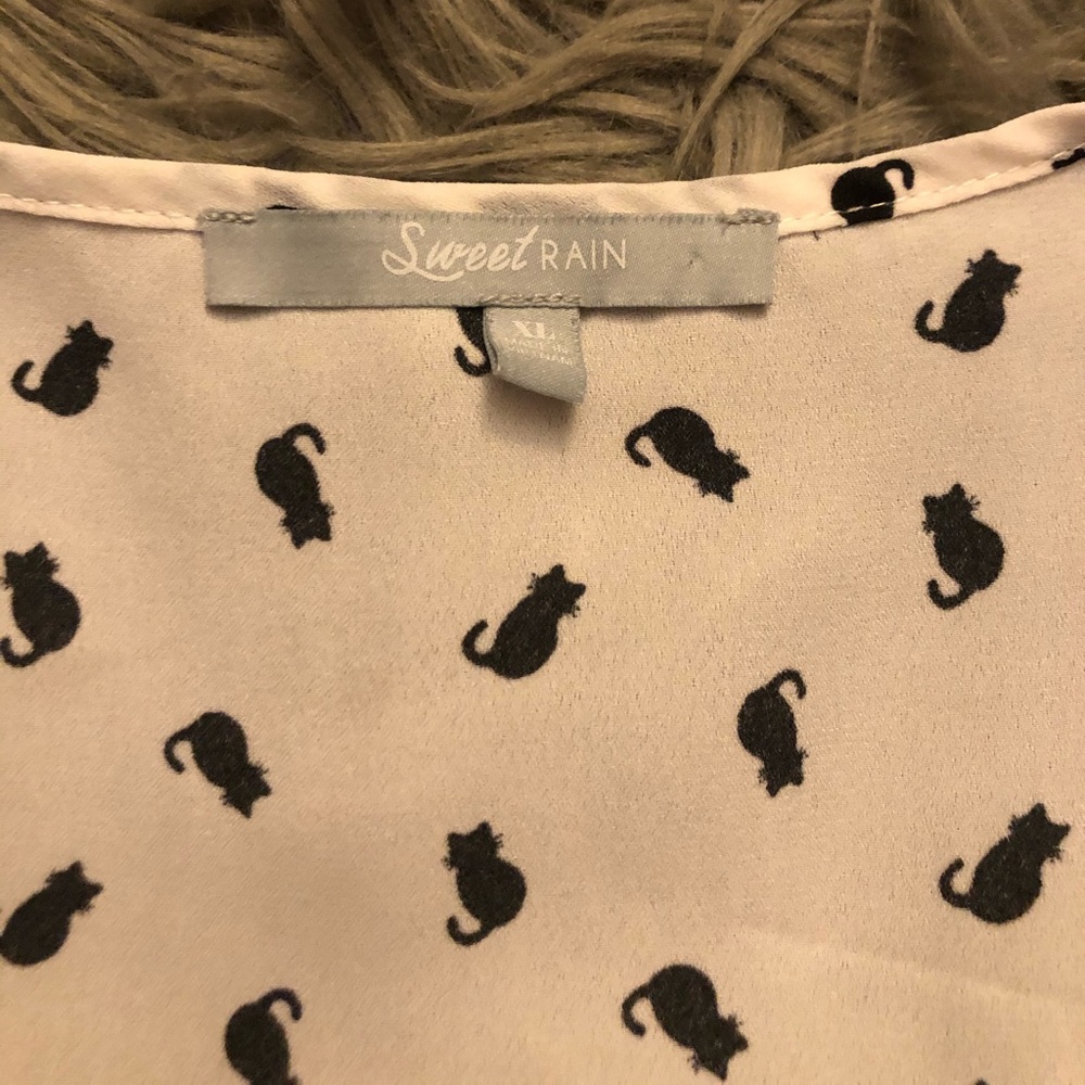 Cat blouse
